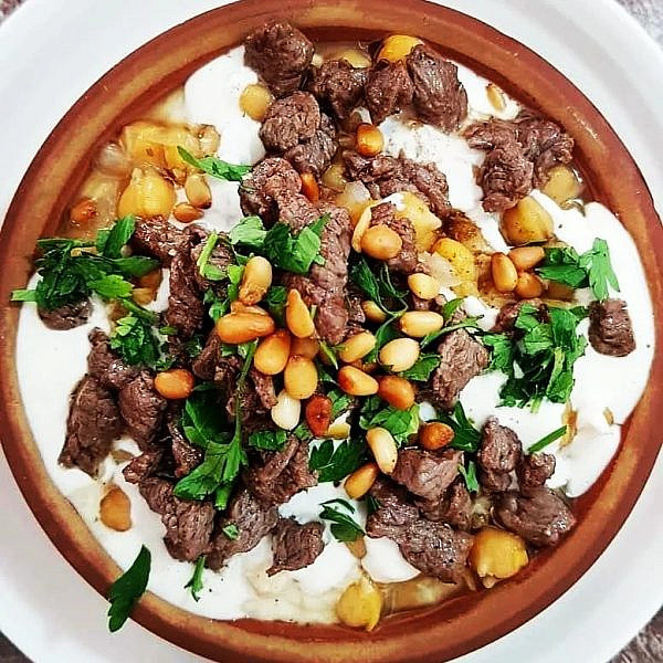 זה חומוס זה. מנת הפאתה של אל קלחה (צילום: alkalhayaffa*