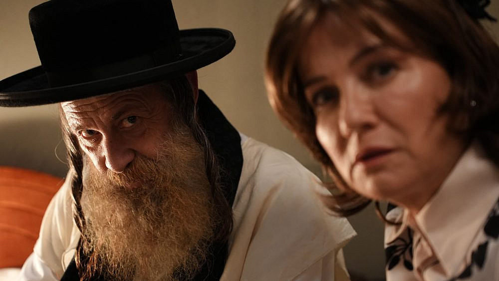 צופית גרנט ושולי רנד, "הבדחן" (צילום: אריאל דר)