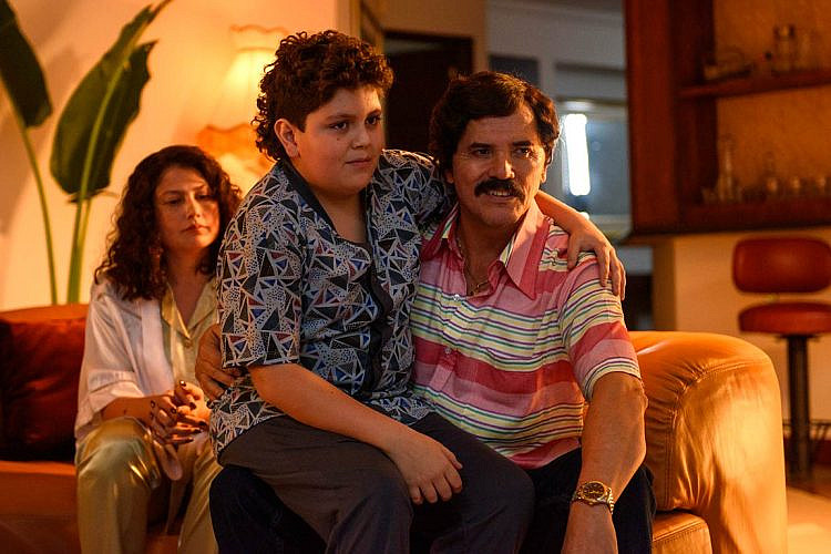 למה במה אבא שלכם עבד? "מטפלות רוצחות יקרות". צילום: יח"צ דיסני+