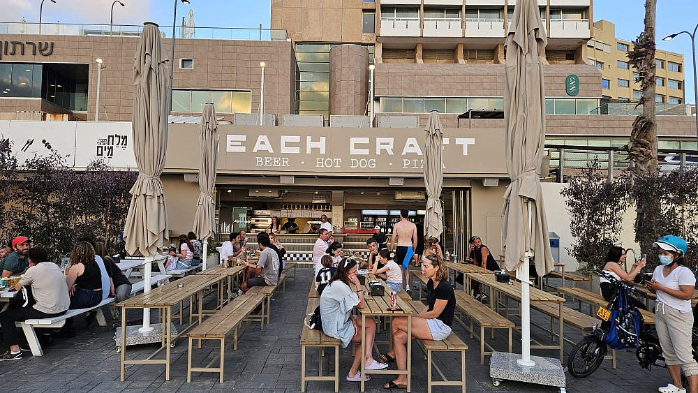 מי צריך ביר גארדן. ביץ' קראפט (צילום: שרון בן דוד)