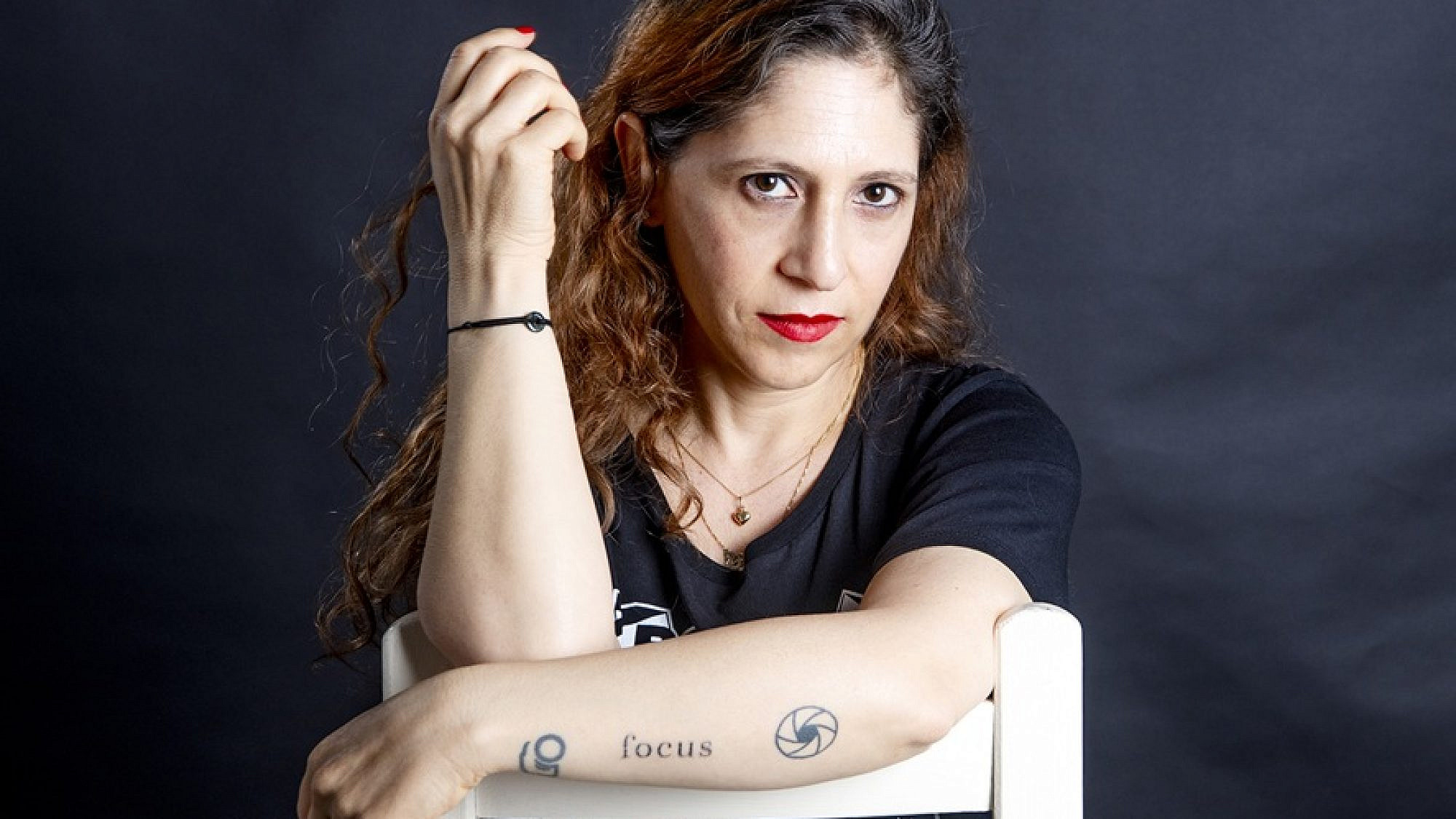 הלה עמנואל (צילום: ראובן עמנואל)