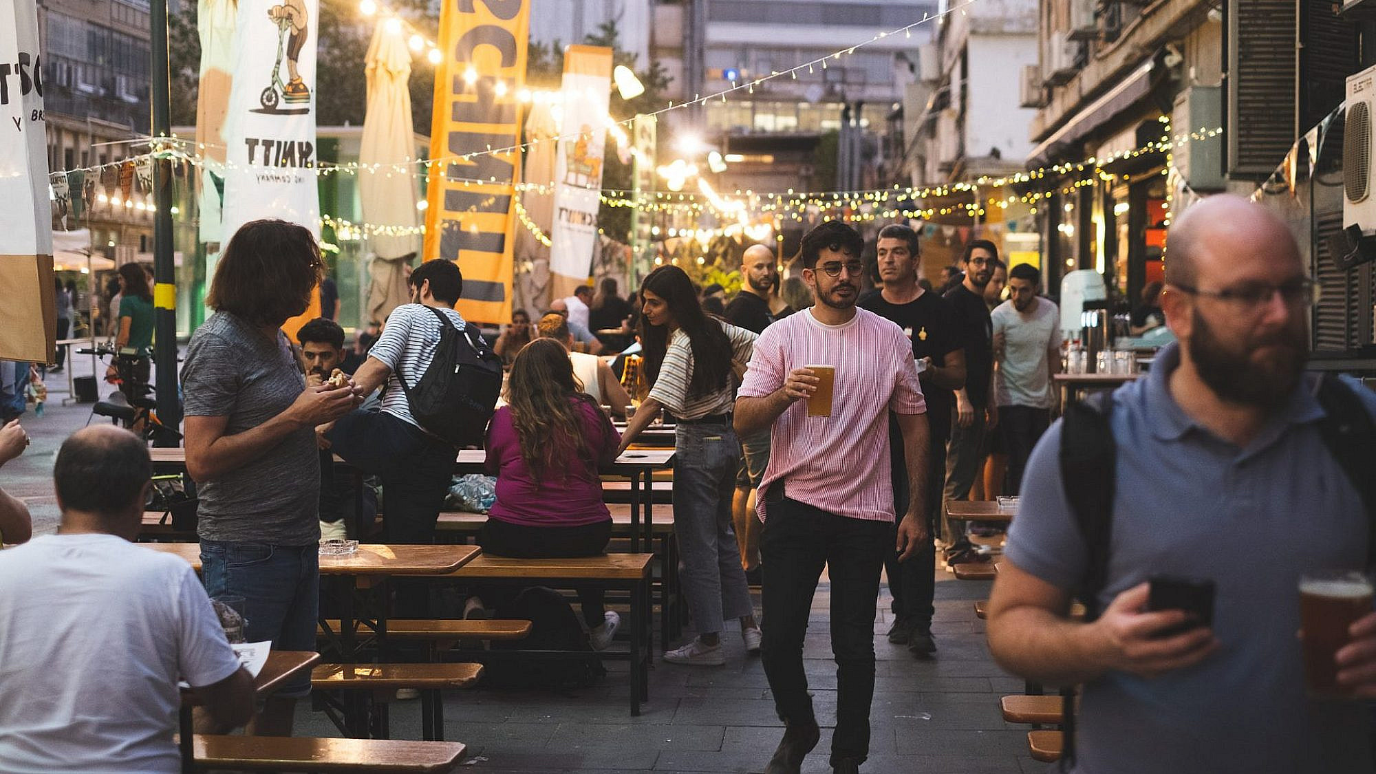יצאנו לשתות. בירמייל, פסטיבל הבירה (צילום גיא חמוי) יצאנו לשתות. בירמייל, פסטיבל הבירה (צילום גיא חמוי)