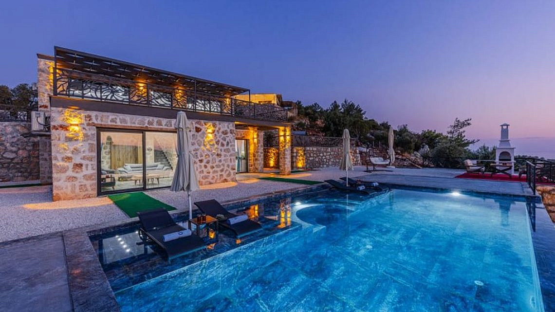 luxury holiday villa. צילום: Ahmet ÇÖTÜR באתר PEXELS luxury holiday villa. צילום: Ahmet ÇÖTÜR באתר PEXELS