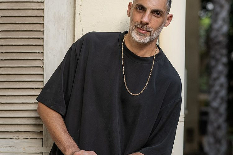 "הבדידות שלחה אותי לעולם של דמיון". שלומי לאופר (צילום: ליאור חורש)
