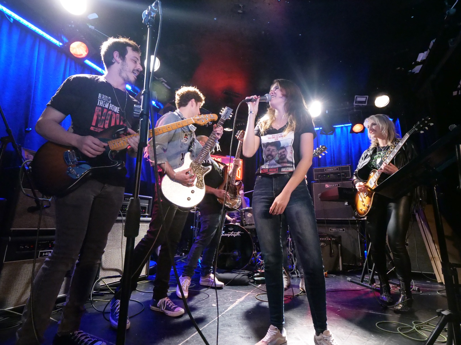 משתתפי הסרט יופיעו בהאנגר (צילום: RockCamp.com) משתתפי הסרט יופיעו בהאנגר (צילום: RockCamp.com)