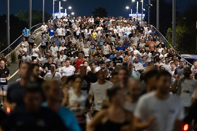 היכון, הכן... רגע, כמה זה עולה? (צילום: Sportphotography)