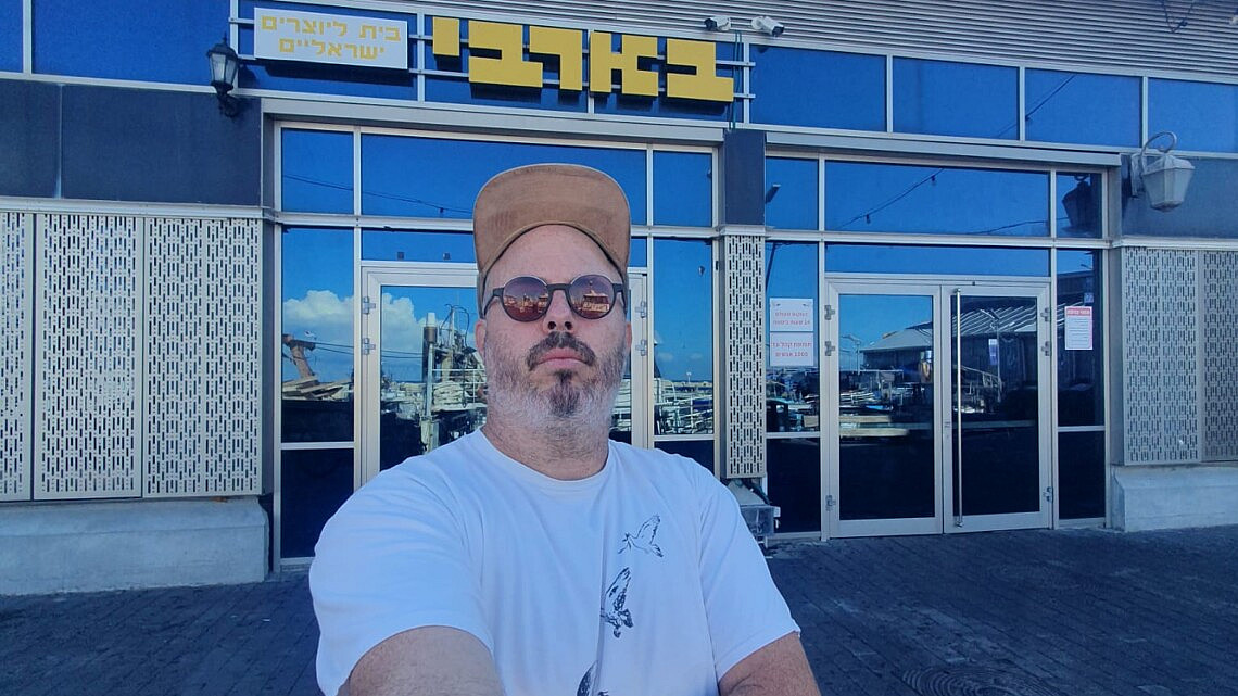 רק על עצמי לצלם ידעתי. ספי ציזלינג. (צילום: ממש עצמי) רק על עצמי לצלם ידעתי. ספי ציזלינג. (צילום: ממש עצמי)