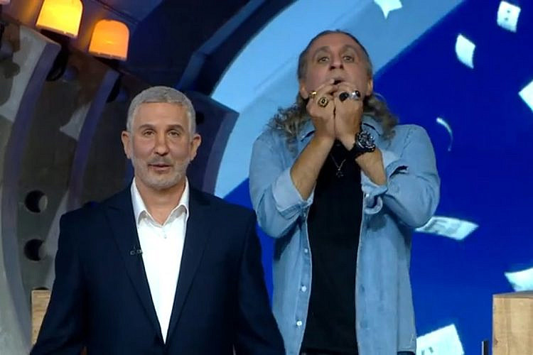 הגזענות המתוקה. אבישי בן חיים וינון מגל ב"ארץ נהדרת" (צילום מסך: קשת 12)