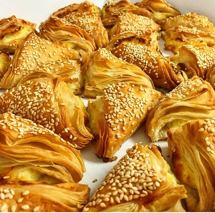 הבורקסים של פוני (צילום: punibakery – בורקס פוני)